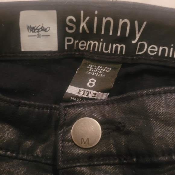Mossimo Black Skinny Stretchy Jeans with a Shiny Look 8 - Picture 4 of 4